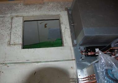 冷蔵庫天井の開口部分変更