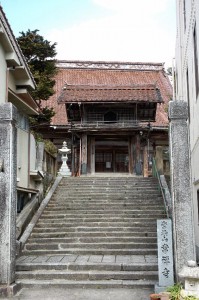 時工舎の隣のお寺