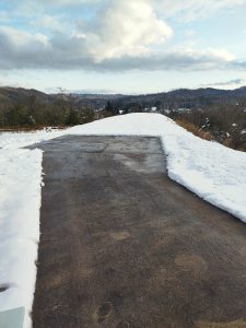 全て終わってからもう一度除雪先に除雪しておけば楽だったのに…