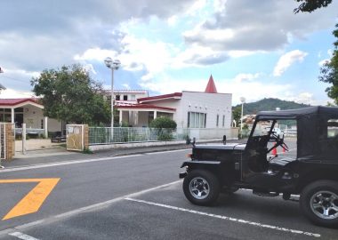 エアコンの無いジープで行ったらムワッと暑かったけど帰りの夜道は涼しい