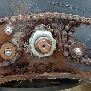 チェーンが絡まって動かない