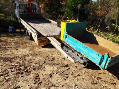 クローラーダンプで歩み板としての機能チェック