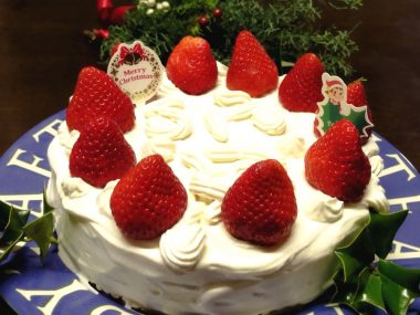 コーヒーより緑茶や紅茶でケーキは１/８くらい食べるのが良い