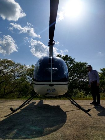 新緑を楽しみながら岡山県の岡南飛行場から約55分のフライトで着陸